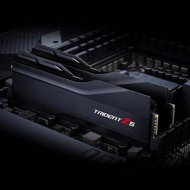 G.Skill Trident Z5 64GB (2×32GB) 6000 CL36 DDR5 RAM (Black) - صورة 3